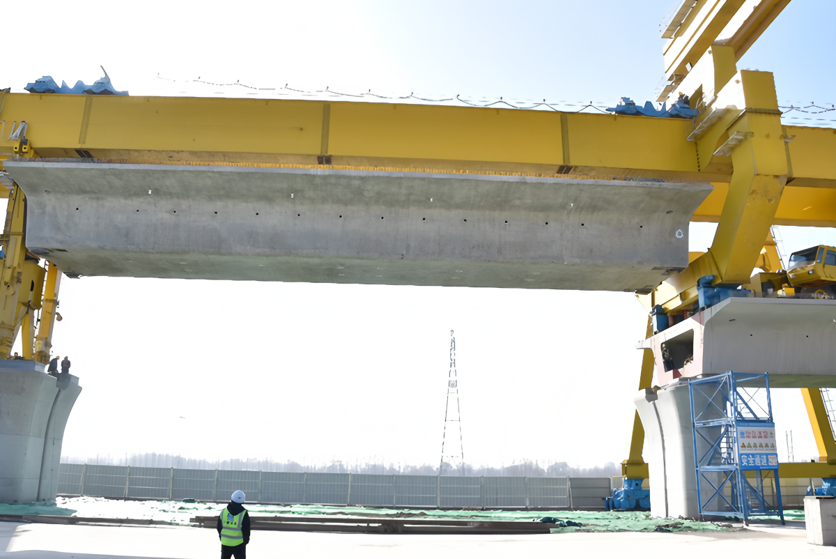 架橋起重機(jī)